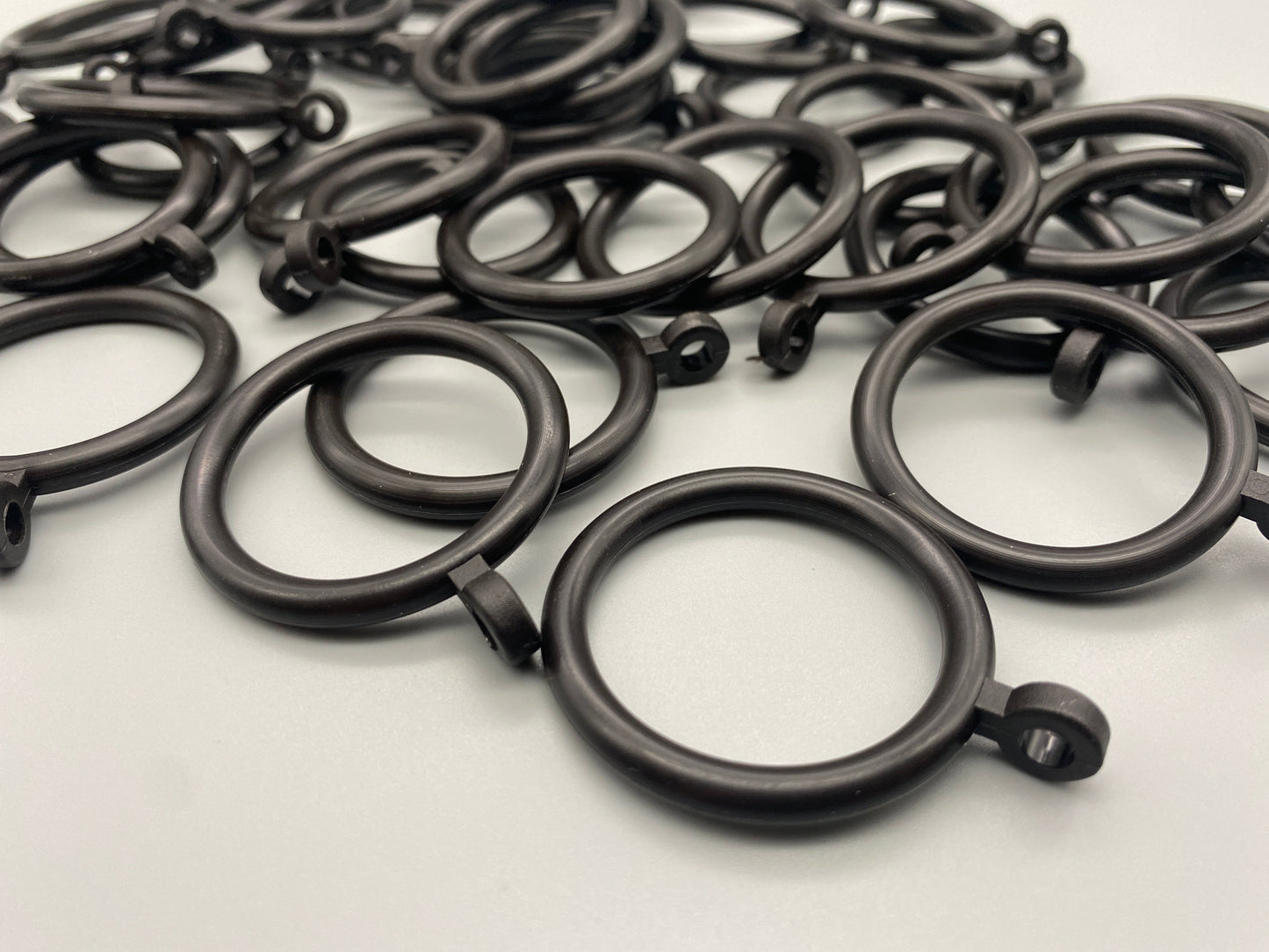 حلقات ستائر بلاستيكية