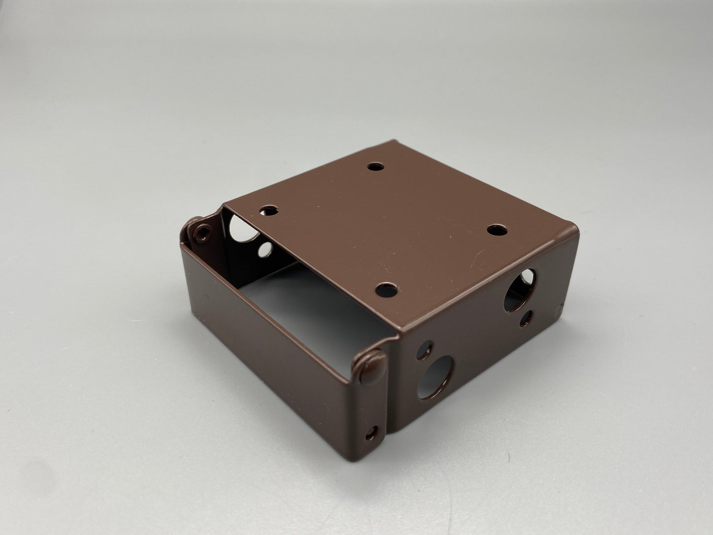 علاقة جسر معدني 5سم - بوكس