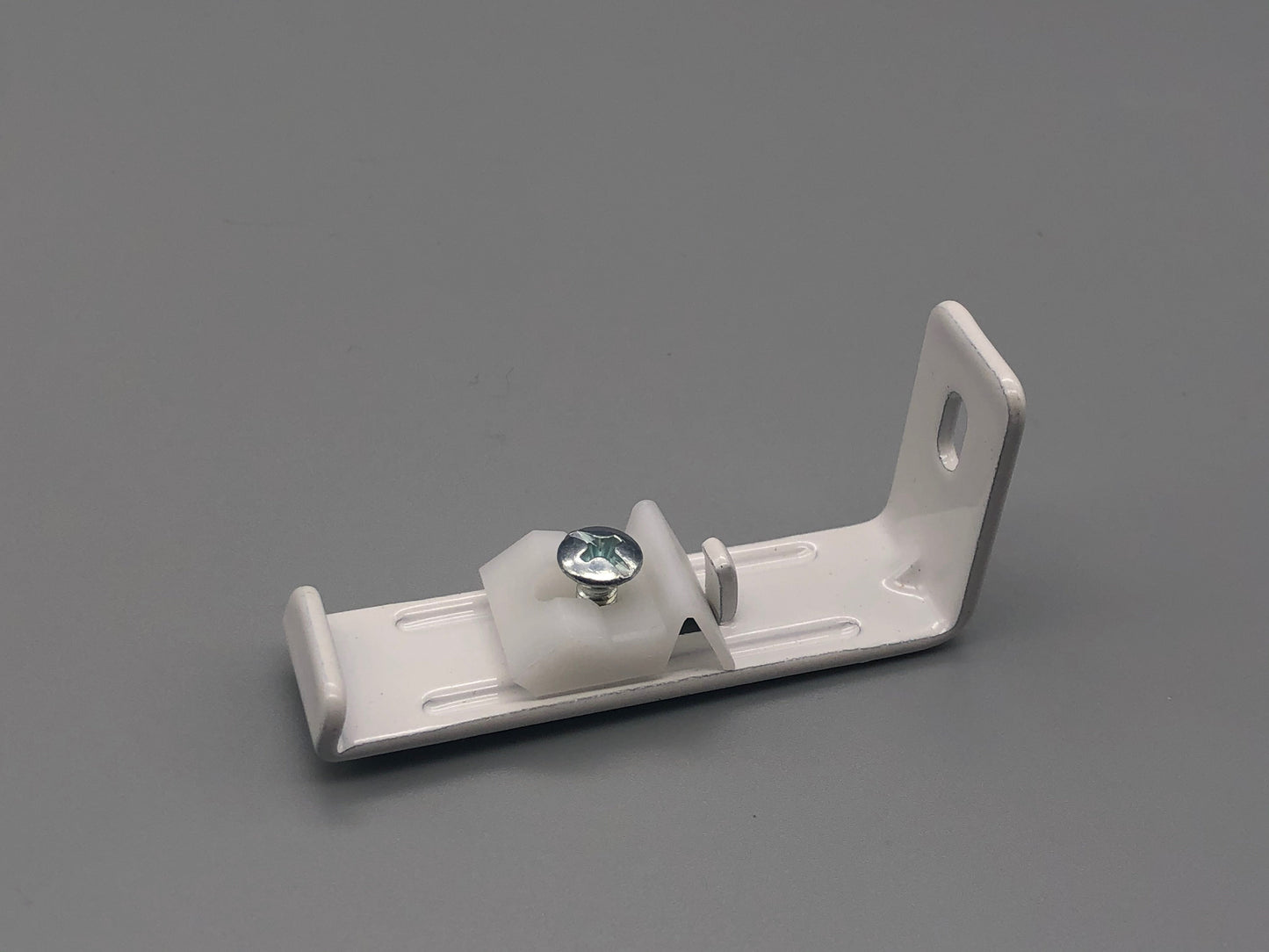 جسر ستائر يدوي "فانتوم" ، خيط - حجم صغير