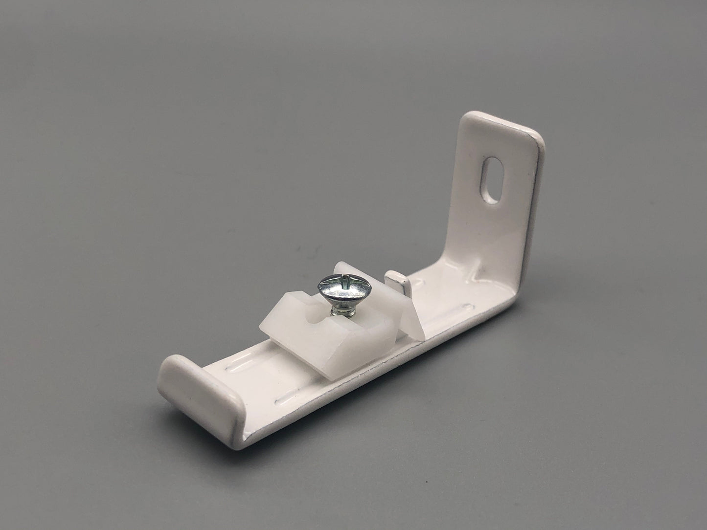 جسر ستائر يدوي "فانتوم" ، خيط - حجم صغير