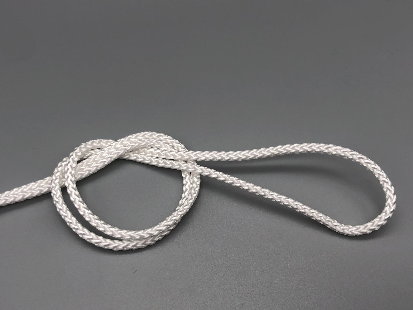 جسر ستائر يدوي "فانتوم" ، خيط - حجم صغير