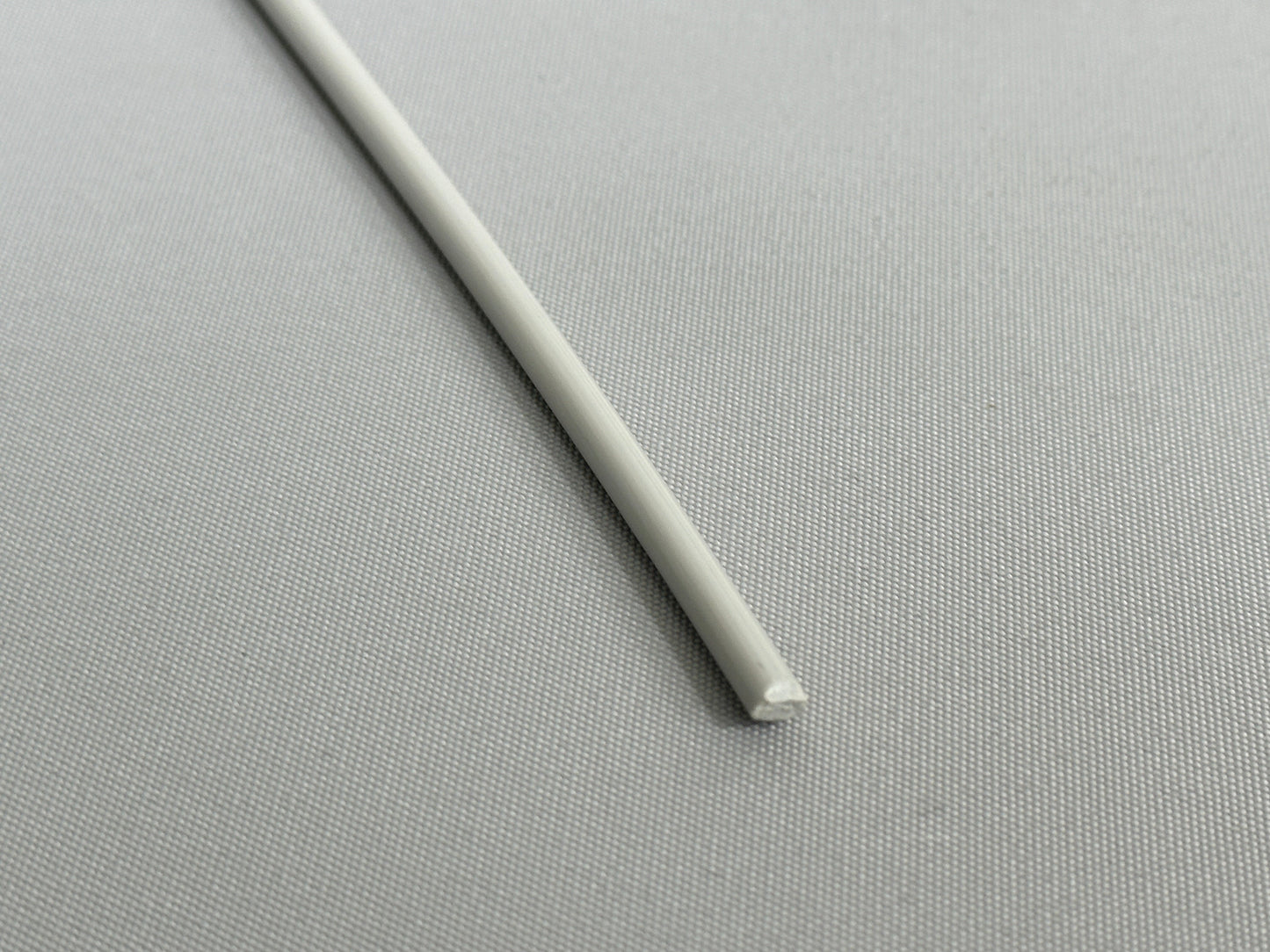 كعب رول بلاستيك خفيف 4.00م