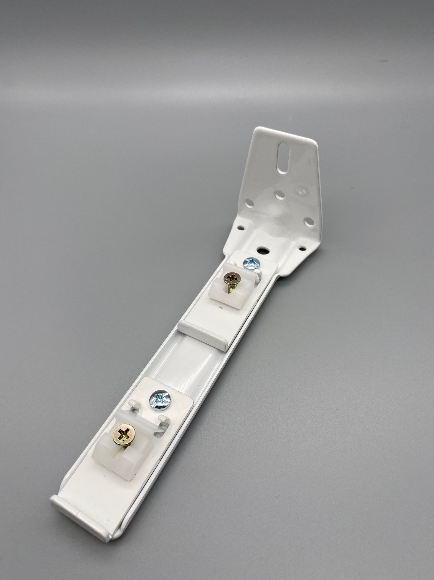 جسر ستائر يدوي "فانتوم" ، خيط - حجم صغير