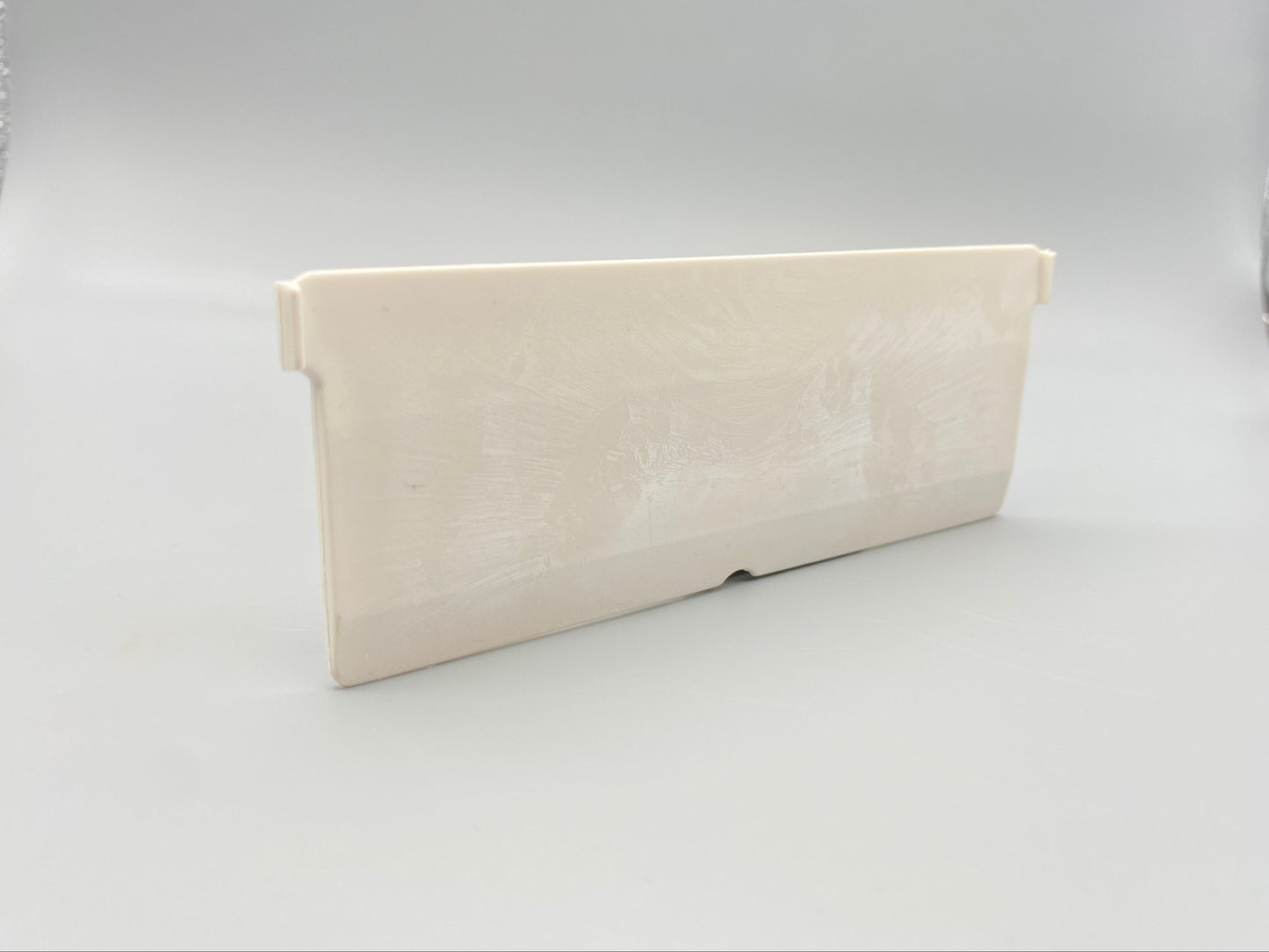 ثقالة قماش سفلية بلاستيك  بدون فتحة سنسال 127مم